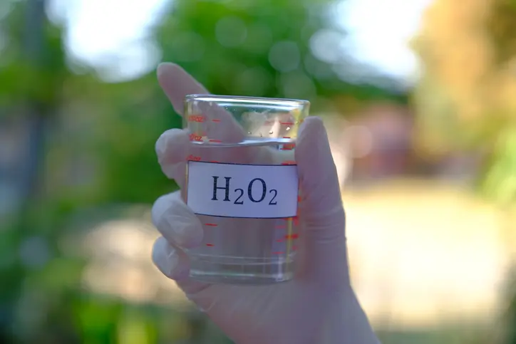 Beneficios del peróxido de hidrógeno en la boca
